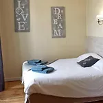 Frühstückspension La Tour Pom'pin