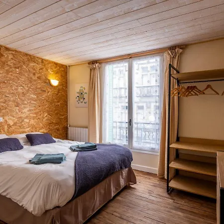 La Tour Pom'pin Отель типа 