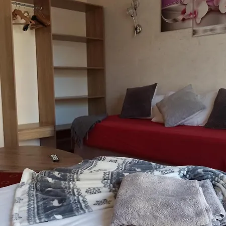 La Tour Pom'pin 3* لا بوربول