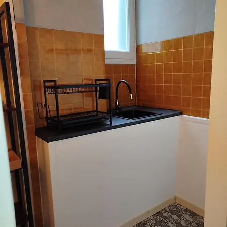 La Tour Pom'pin Ла-Бурбуль