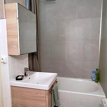 La Tour Pom'pin Panzió