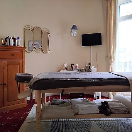 Panzió La Tour Pom'pin